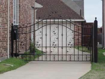 Curved Filigree Iron Swing Gate