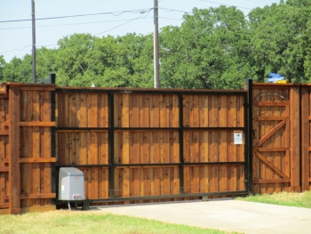 Cedar Steel frame Automatic Gate by Texas Best Fence