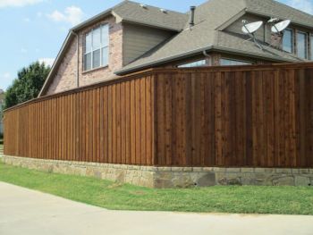 Cap Rail Board On Board Fence Stone Retaining Wall 01