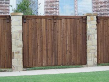 Castle Hills Brick and Stone Fencing