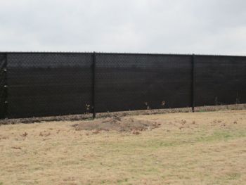 Black Chain Link Fence Windscreen 01