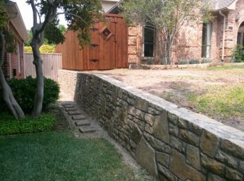 Flagstone Retaining Wall