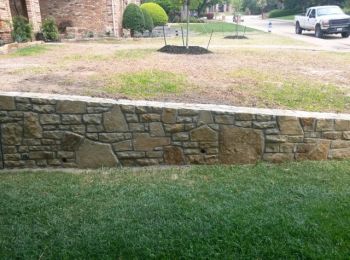 Flagstone Retaining Wall