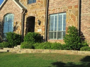 Front House Retaining Flagstone Wall