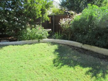 Hardscape Flagstone Retaining Wall