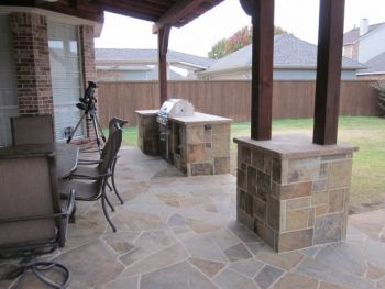 Outdoor Kitchen  with Flagstone Patio