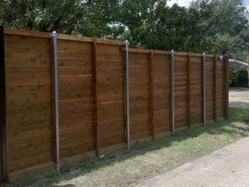 Horizontal Wood Fence With Metal Post