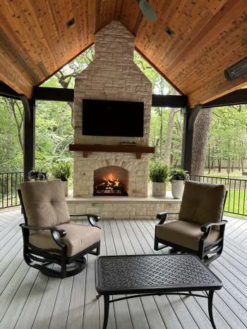 outdoor-fireplaces-texas-best-fence-patio3