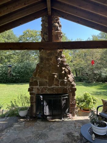 outdoor-fireplaces-texas-best-fence-patio6