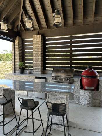 outdoor-kitchens-texas-best-fence-patio3