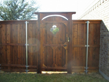 Wood Gate 060315 02