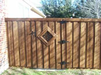 Flat top Decorative Wooden  Pedestrian Gates