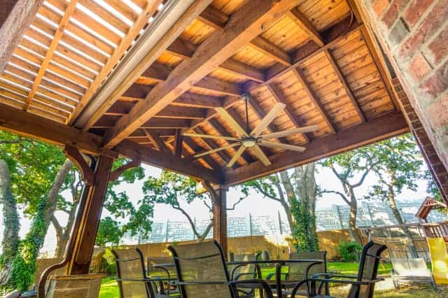 Outdoor Contractor - Patio Cover with Ceiling Fan