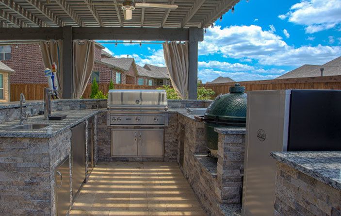 Custom Outdoor Kitchen Design by Texas Best Fence & Patio