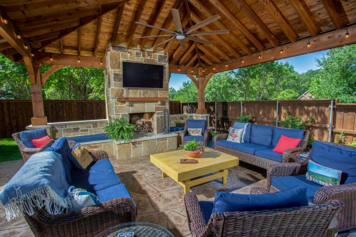 Texas Best Fence & Patio - Fence Contractor and Outdoor Living Contractor based in Lewisville, Texas, serving Dallas-Fort Worth