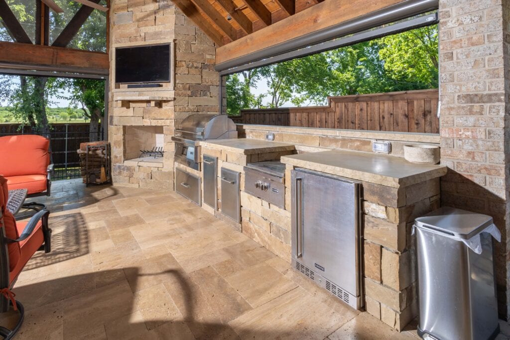 outdoor kitchen by texas best fence & patio