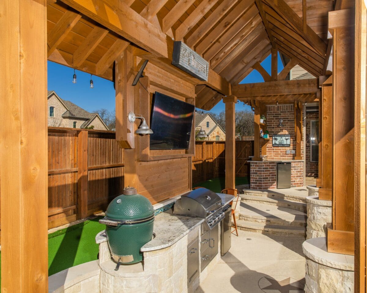 Outdoor Living Trends 2025 | Texas Best Fence & Patio